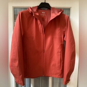 Uniqlo Hooded Zip Up Water Resistant Wind Proof Jacket Orange Unisex Men’s Small